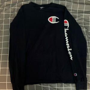 Champion long sleeve size med